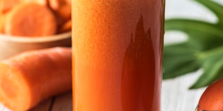 fotografia sok z marchwi